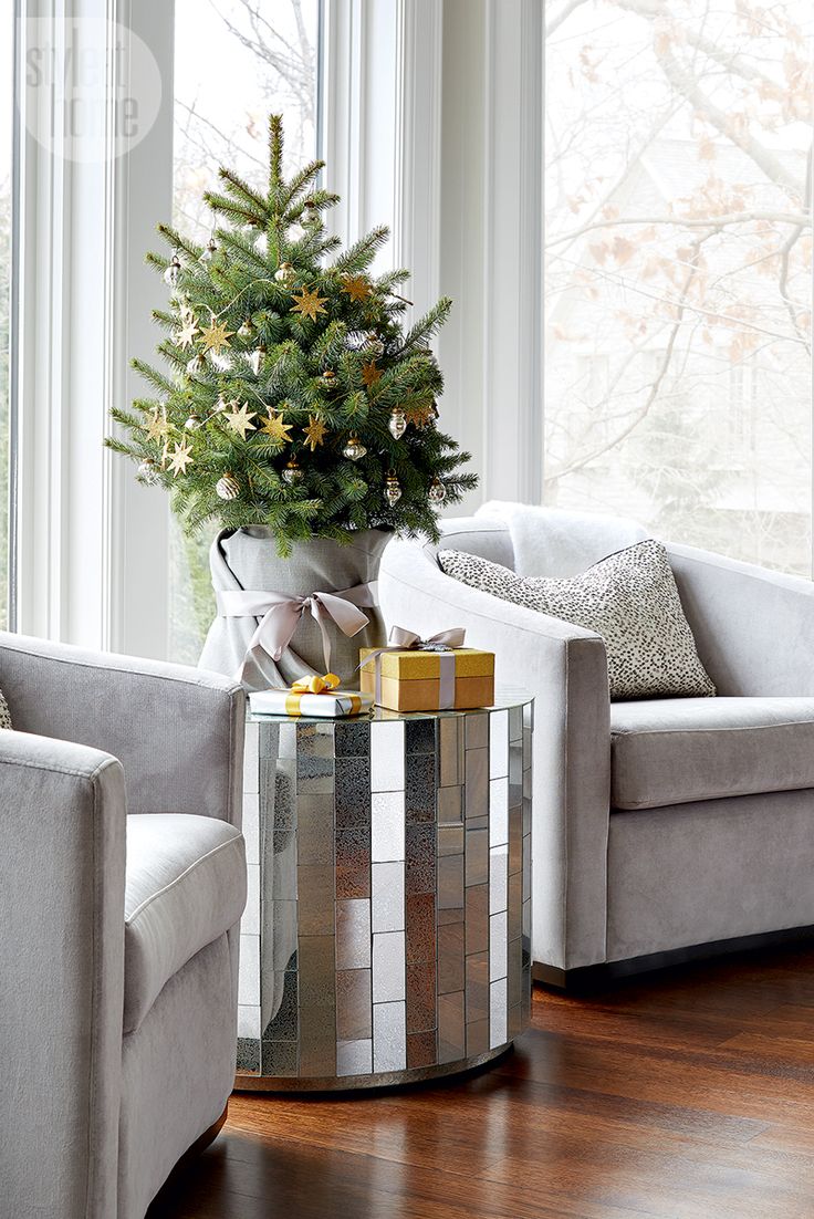 10 Christmas Decor Ideas To Try At Home