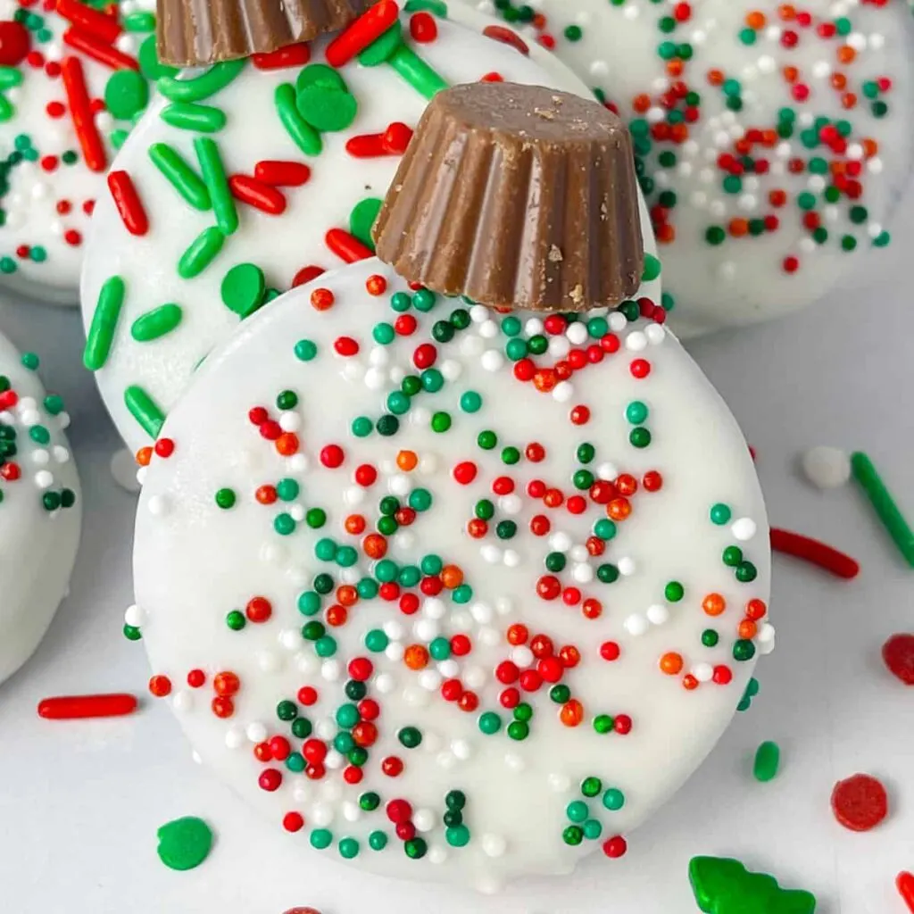 10 Holiday Oreo Flavors For Christmas Cheer