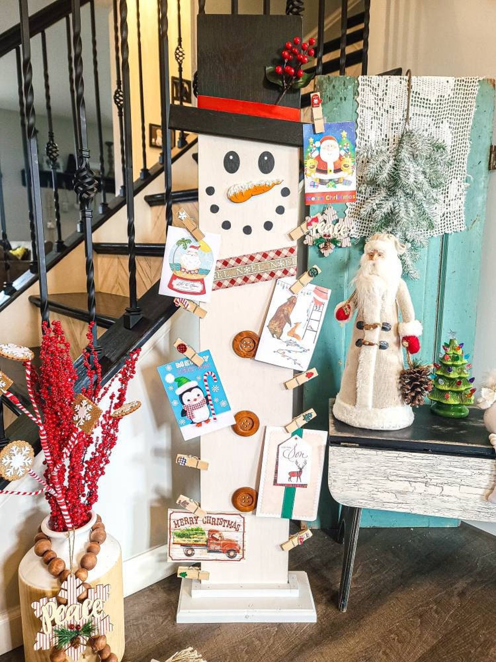 5 Creative Snowman Christmas Card Holder Ideas