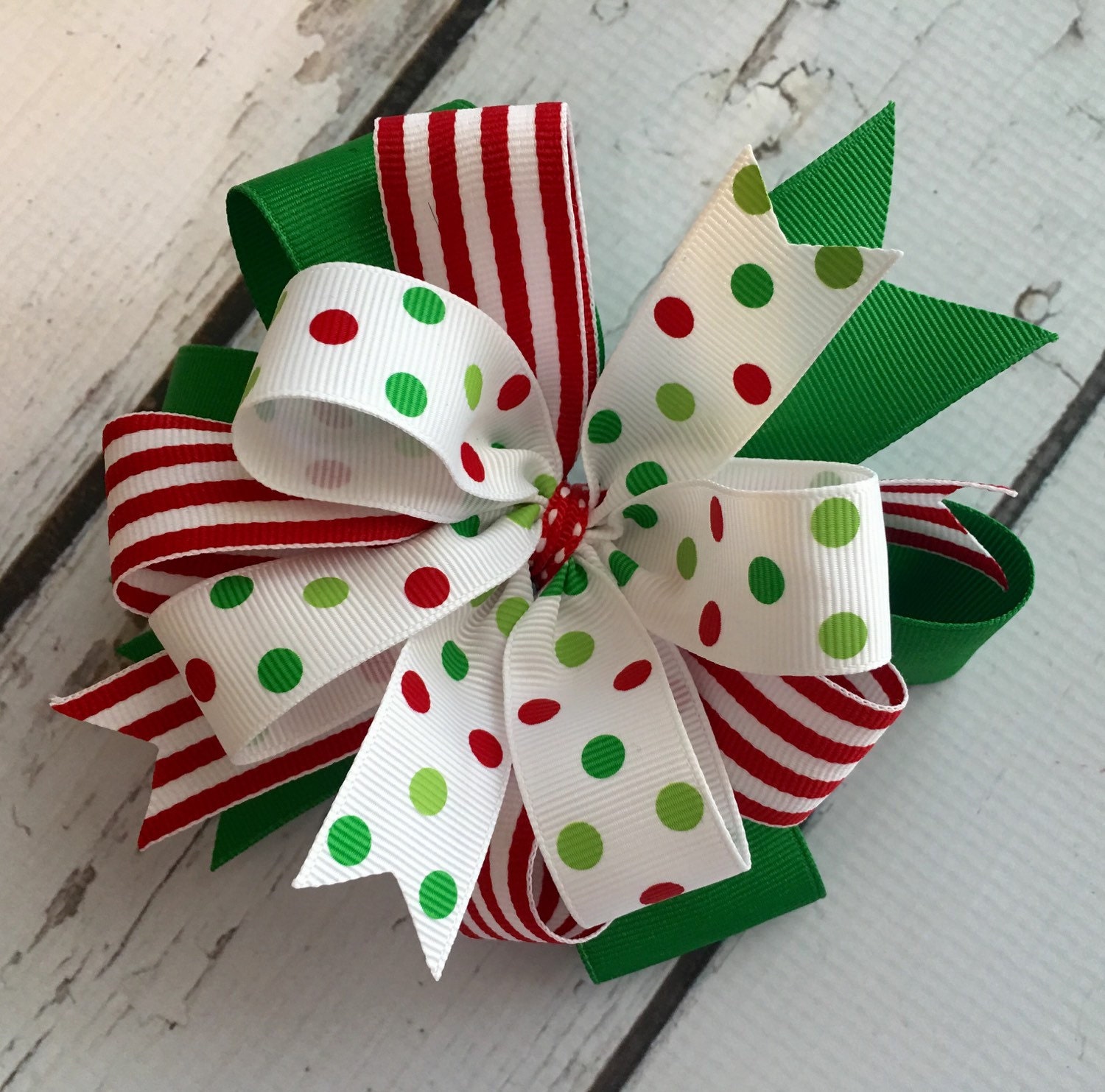 5 Ways To Make A Ribbon Christmas Tree Hair Bow