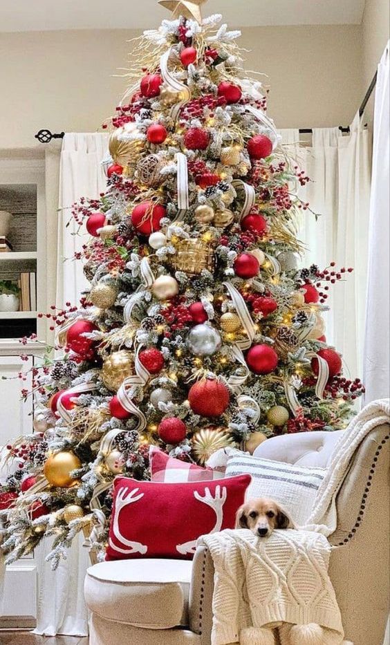 6 Trending Christmas Trees For 2023