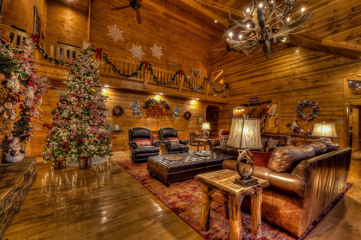 8 Cozy Christmas Holiday Cabins To Rent This Year