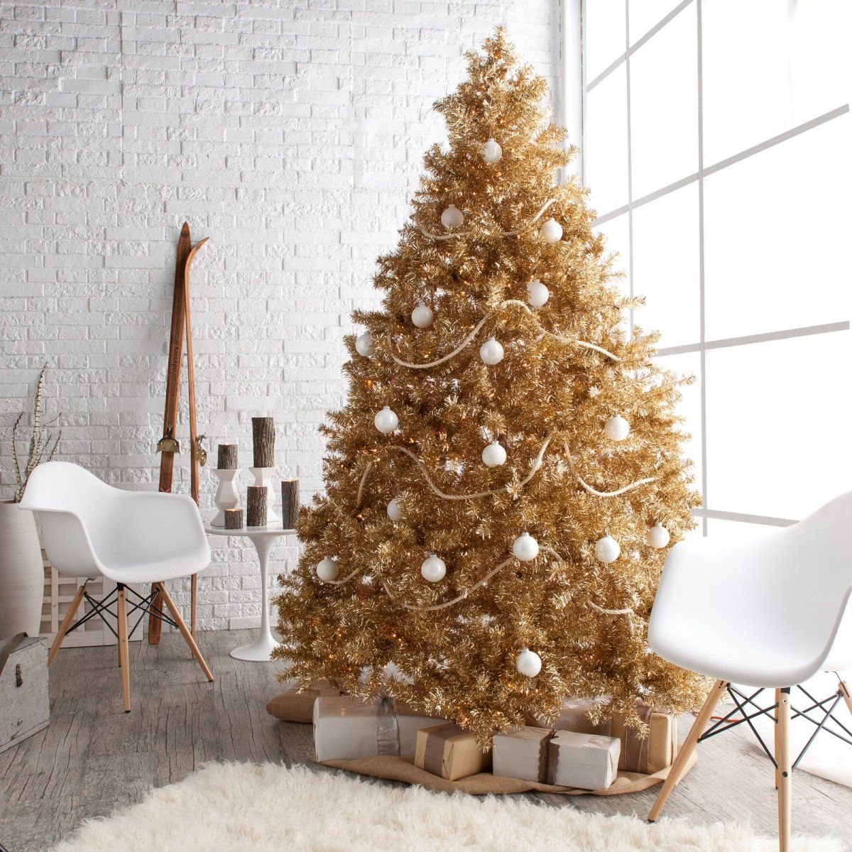 Champagne Christmas Trees For A Luxurious Holiday Season