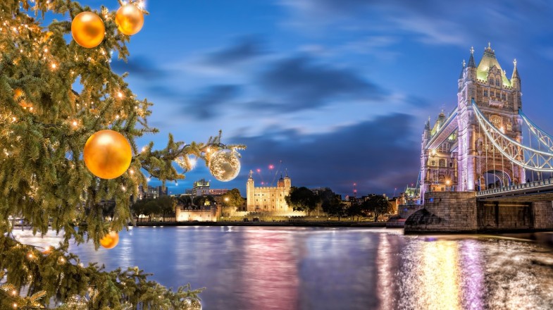 Christmas In England: A Festive Holiday Guide