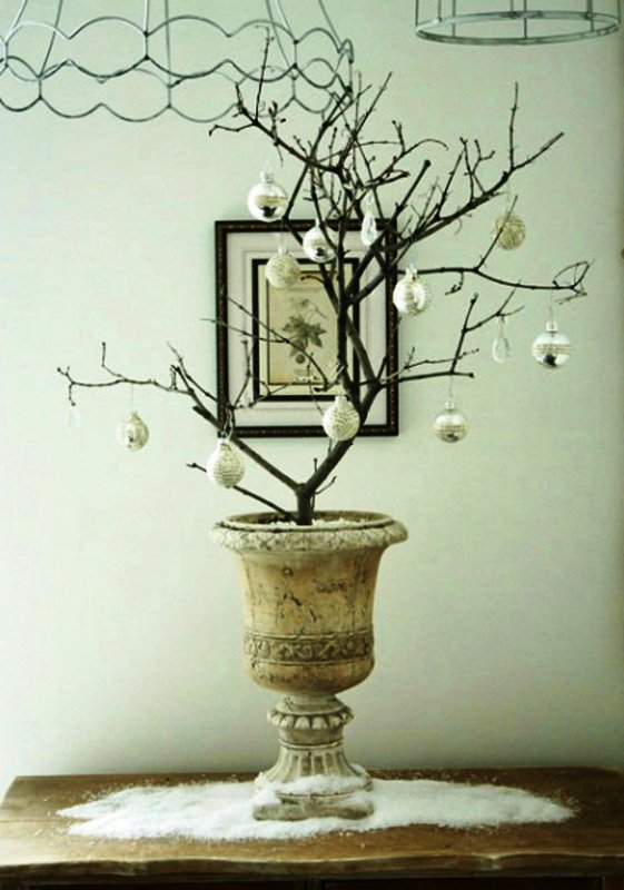 Elegant White Twig Christmas Tree Decorations Ideas