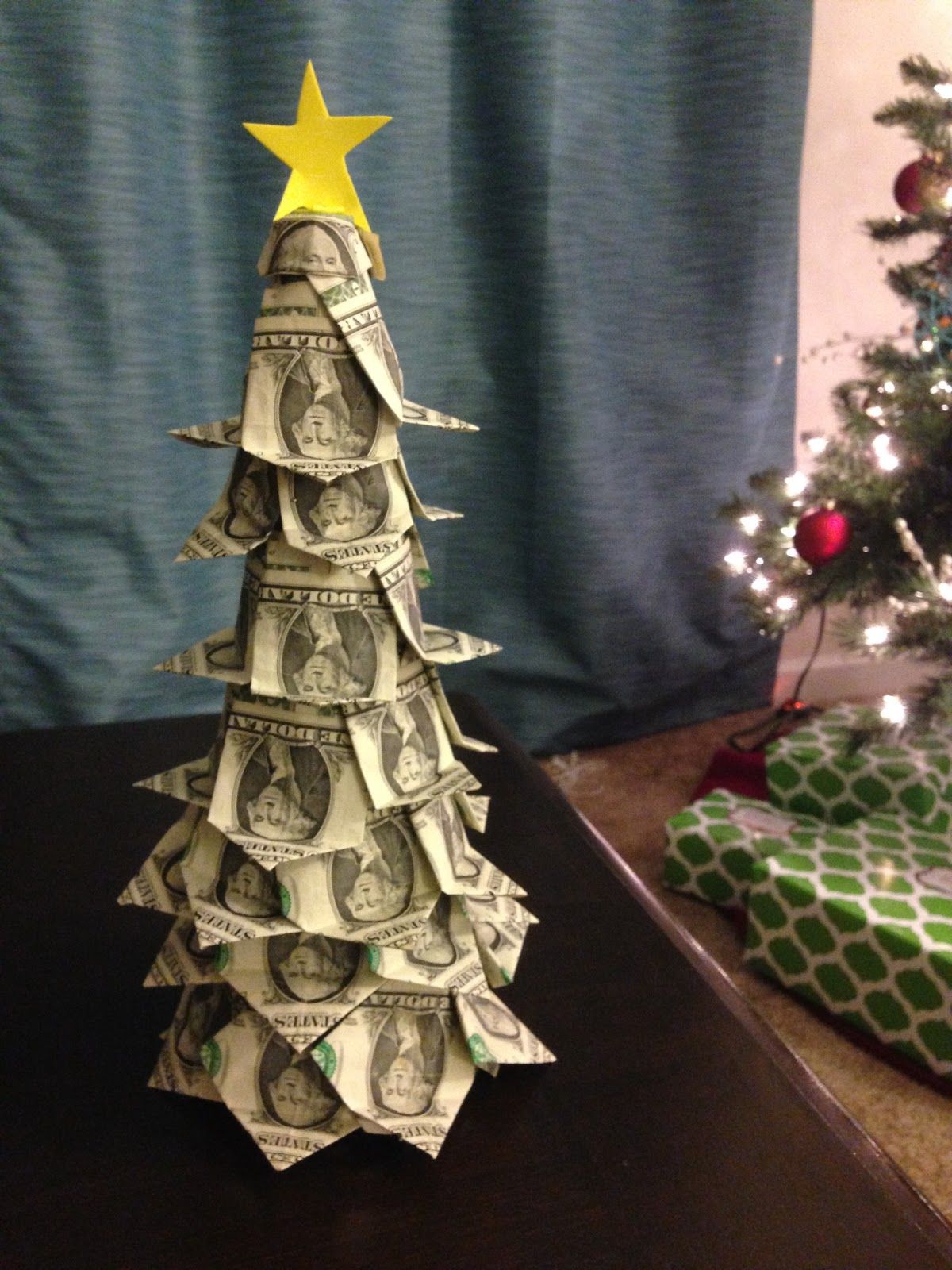 Money Tree Christmas Decor Inspiration And Ideas