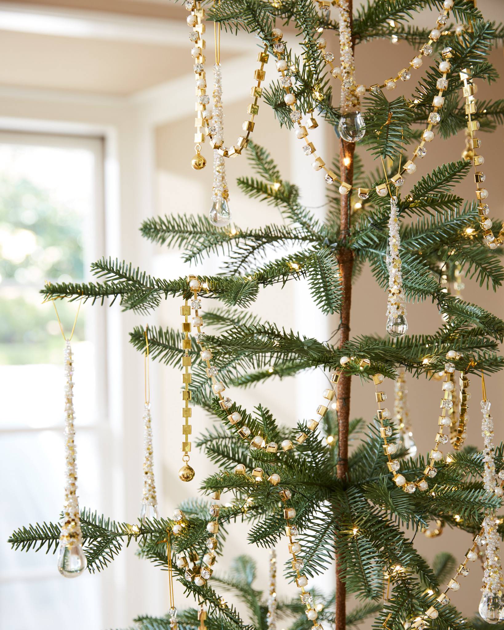 Sparkling Christmas Tree Crystal Garland Diy Inspiration